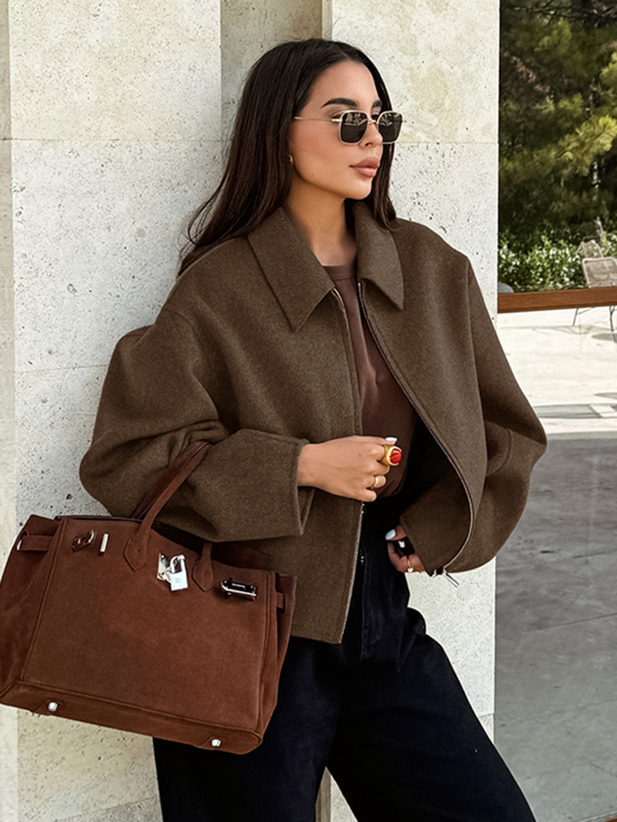 جاكيت بومبر نسائي لربيع وخريف  - مراجعة Winter Clothing Colors 2026 وسعره